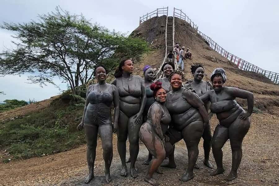 Cartagena: 4 Hour Private Tour to Totumo Mud Volcano - Entering the Active Crater: The Mud Volcano Experience Up Close