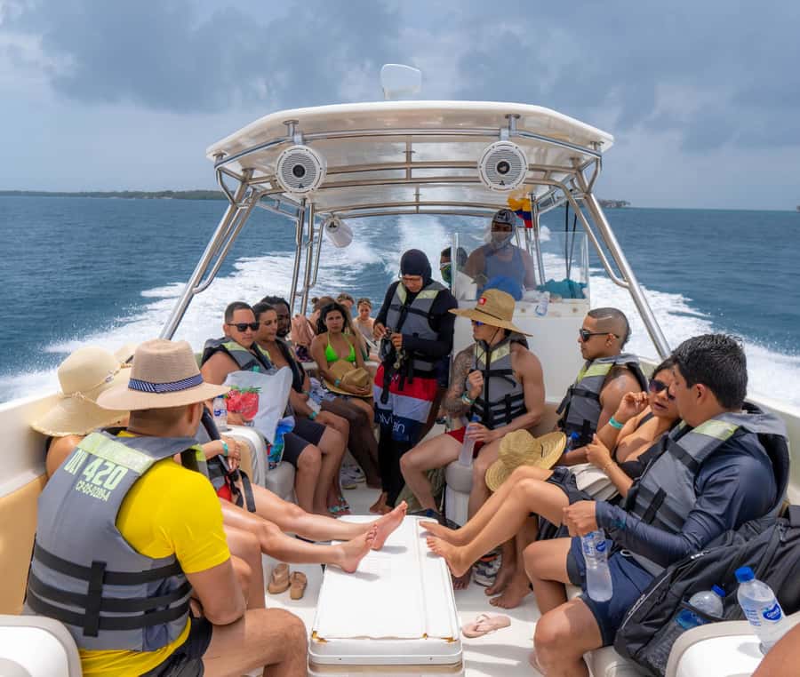 Cartagena: 5 Island Boat Tour with Night Bioluminescent Stop - Key highlights worth your attention