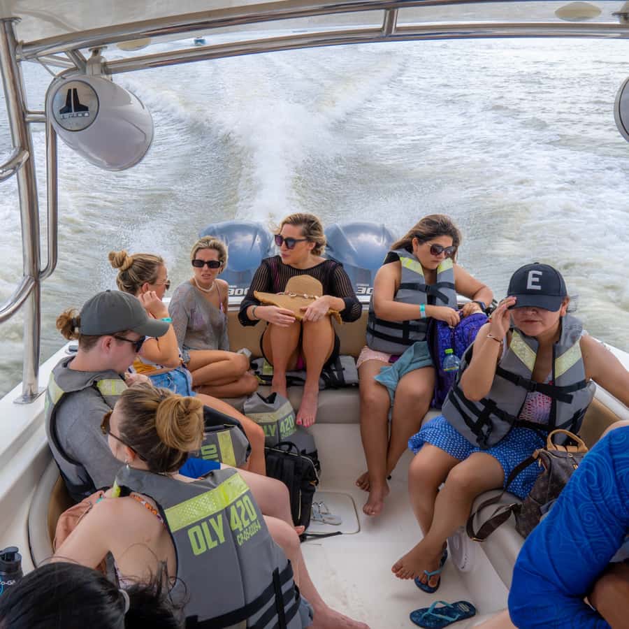 Cartagena: 5 Island Boat Tour with Night Bioluminescent Stop - The bioluminescent plankton reality check (and how to get the best viewing)