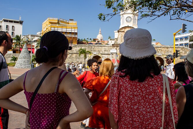 Cartagena Antigua & Barrio Getsemani group with audio system - Torre del Reloj: the climb that turns the city into a map