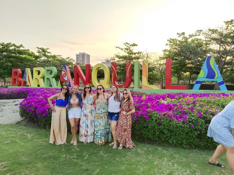 Cartagena: Barranquilla and Santa Marta BILINGUAL GUIDE - Ciénaga del Magdalena breakfast, a real coastal taste stop