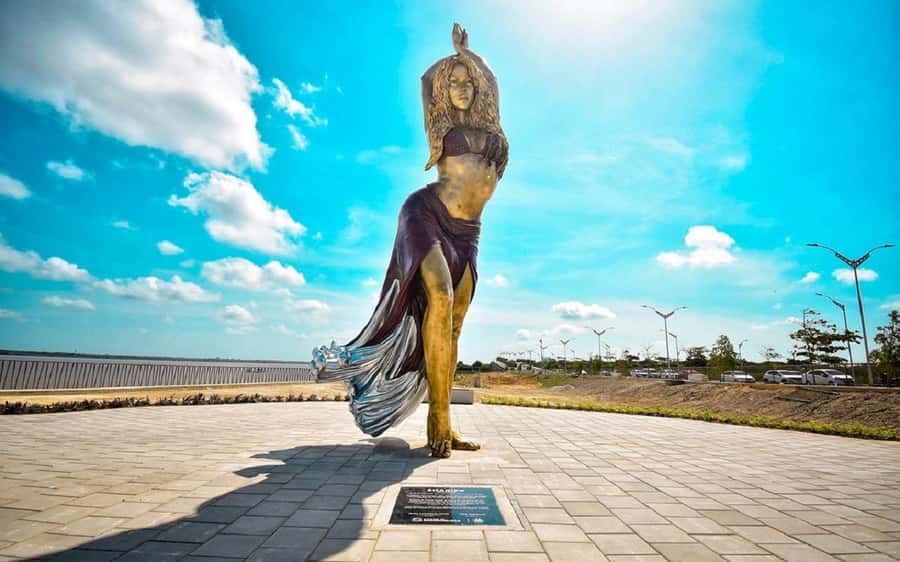 Cartagena: Barranquilla and Santa Marta BILINGUAL GUIDE - Old Santa Marta on foot, from Plaza Bolívar to the Gold Museum