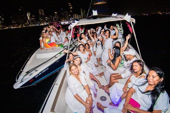 Cartagena Bay tour with open bar included. - Key things to know before you go
