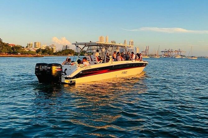 Cartagena Bay tour with open bar included. - Why the 5 pm Cartagena timing is the whole point