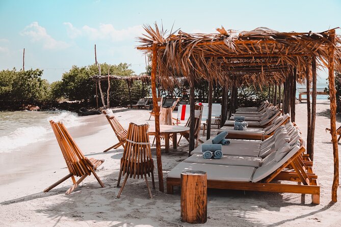 Cartagena Beach Club - Entering Tierrabomba from Cartagena: the easy part starts at the dock