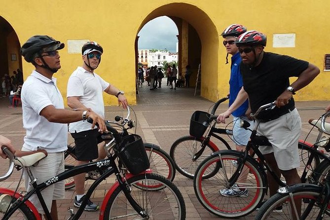 Cartagena Bike Tour - Colonial streets, houses, and monuments you can actually enjoy from the saddle