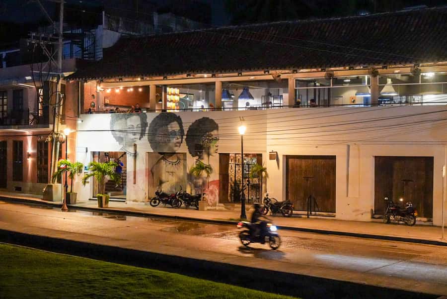 Cartagena: Boutique Rum and Chocolate Tasting at Lunático - The chocolate pairing is not an afterthought