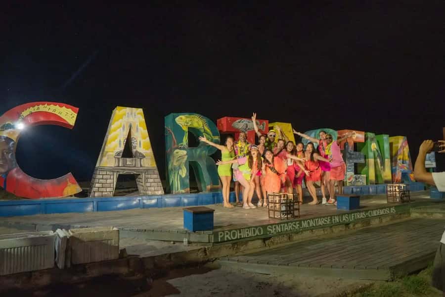 Cartagena: Chiva Party Bus Tour with Disco Entry - The Stops That Earn Their Place: Old Shoes, Castillo de San Felipe, Cartagena Letters