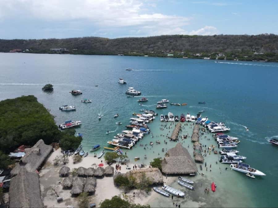 Cartagena: CHOLON & BARU with lunch - Timing that shapes your comfort (and your photos)
