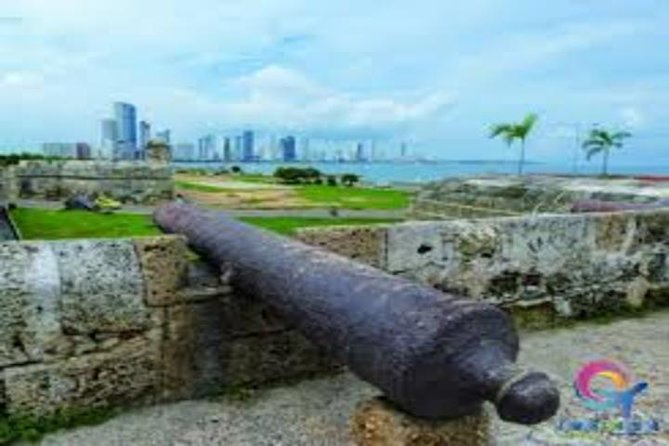 Cartagena City Tour - Stop 1: Convent of La Popa and Cartagena from the high ground
