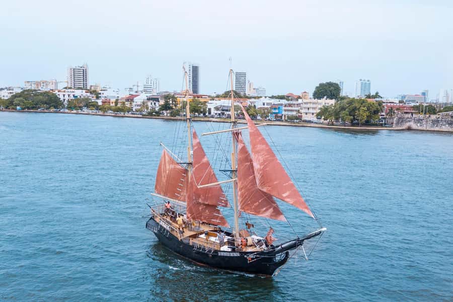 Cartagena, CO: Sunset Skyline Pirate Boat Tour with Drinks - The skyline route: Bocagrande, El Laguito, and Castillo Grande from the water