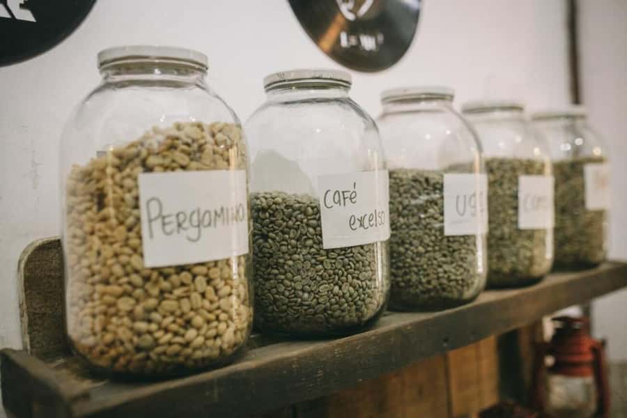 Cartagena Coffee Masterclass: Artisanal Roasting and Brewing - Roasting in plain terms: how flavor profiles get built