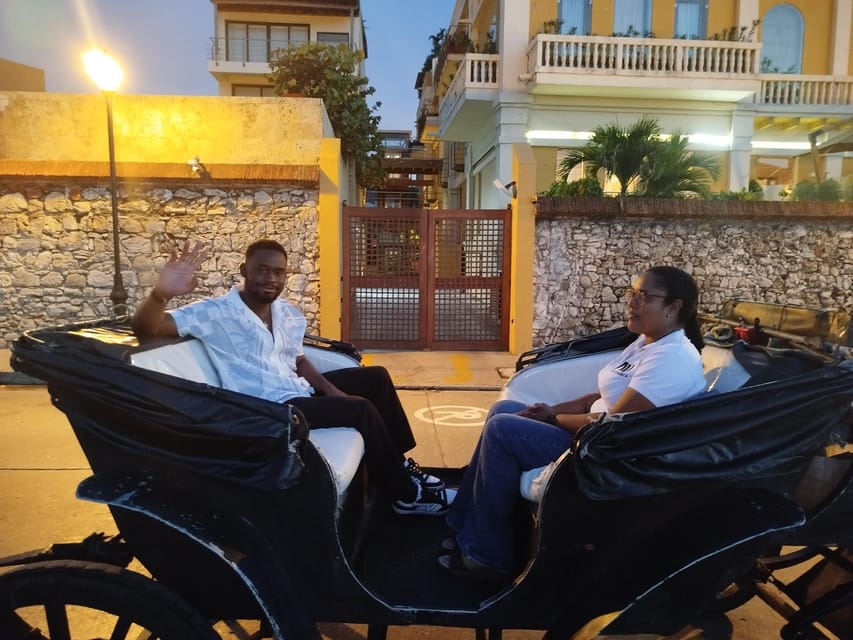 Cartagena: COLLONIAL HORSE DRAWN CARRIAGE by THE OLD CITY - The ride length (20 minutes to 1 hour) and how to choose