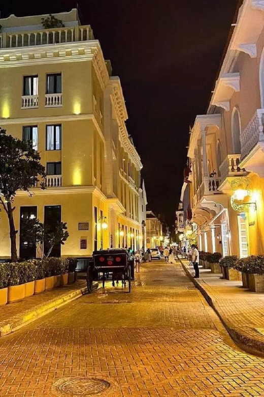 Cartagena: COLLONIAL HORSE DRAWN CARRIAGE by THE OLD CITY - Who this carriage tour is best for