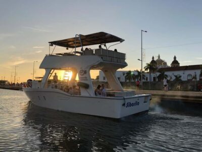 Cruise by the Bay with Dinner and Wine