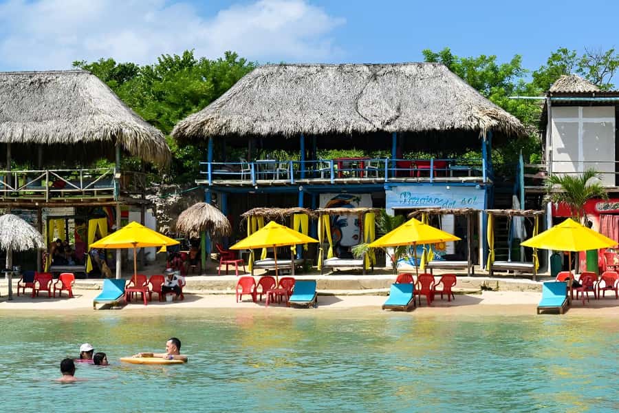 Cartagena: Day Tour to Tierra Bomba Island - Lunch Included: Fish or Chicken With Coconut Rice and Patacón
