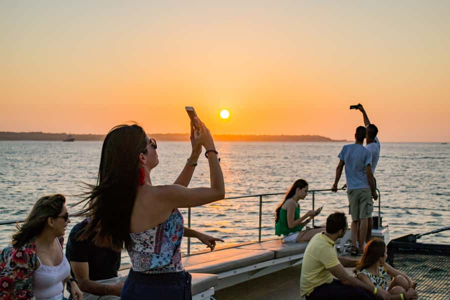 Cartagena de Indias: 2-Hour Sunset Cruise - The 2-hour sunset cruise that turns Cartagena into a nighttime postcard