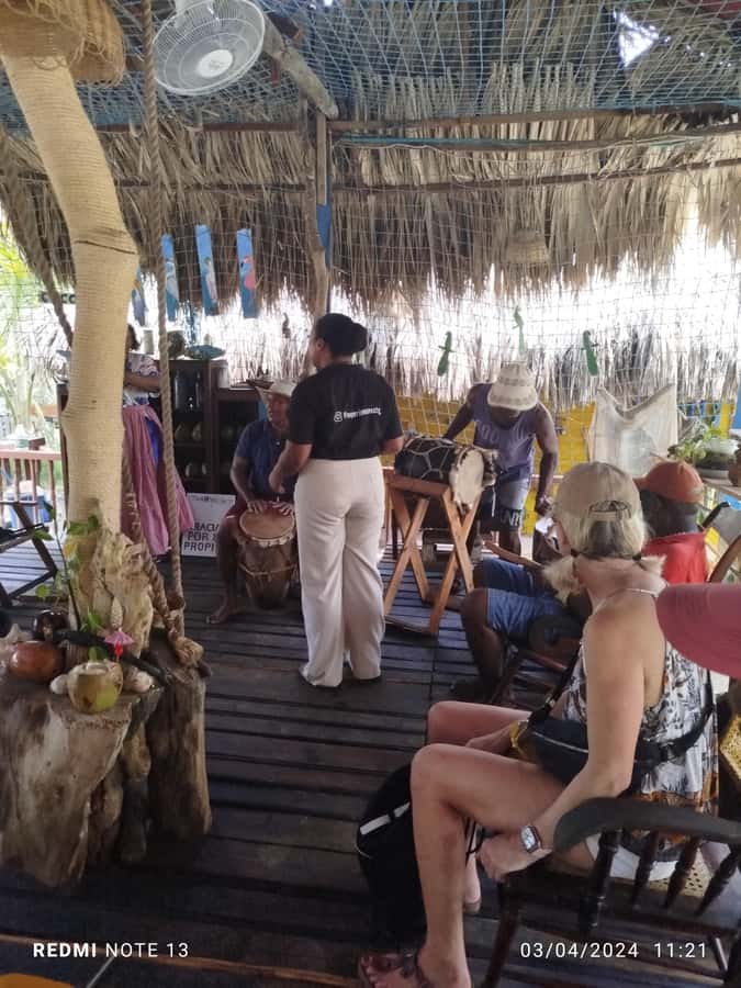 Cartagena: FISHERMEN'S ISLAND IN THE MANGROVES by canoe - Key things to know before you go