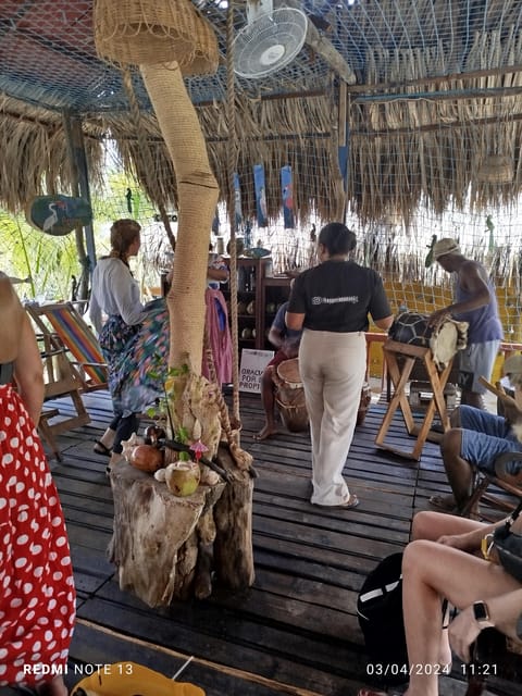Cartagena: FISHERMEN'S ISLAND IN THE MANGROVES by canoe - Who should book this canoe tour, and who should skip it