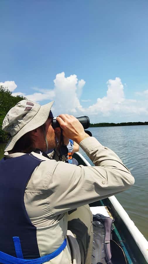Cartagena: FISHERMEN'S ISLAND IN THE MANGROVES by canoe - How the timing really feels: short transfers, long attention spans