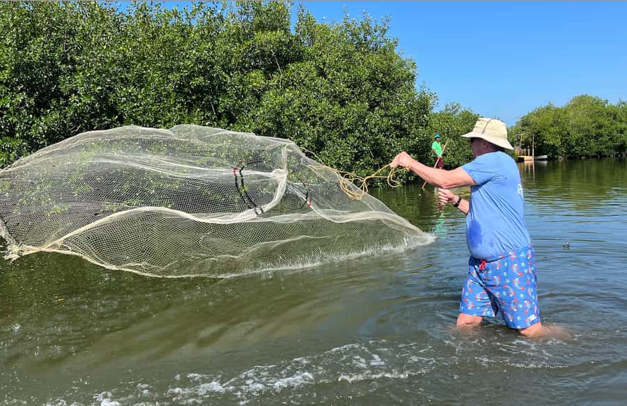 Cartagena Fishing, Crabbing, Birdwatching Experience + Lunch - Timing: choose a start window that matches your energy