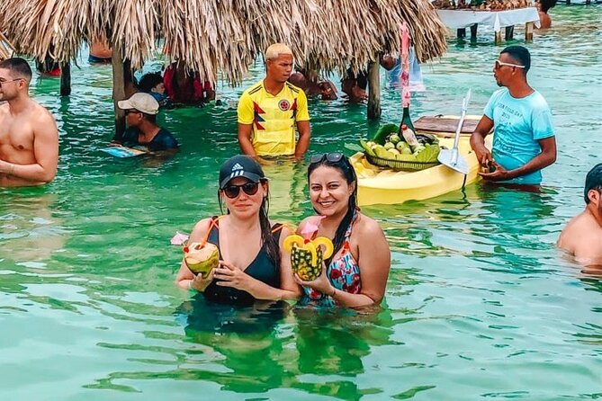 Cartagena: Full Day Guided Tour to Cholon Island - Cholón party island: lunch timing, crowd energy, and vendors