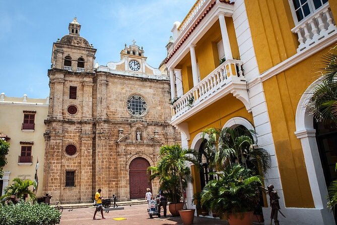 Cartagena Highlights: San Felipe, Popa & Coffee Experience - Getting Oriented in Cartagena’s UNESCO Historic Center