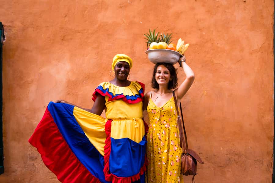 Cartagena Instagram Mobile Workshop: Scenic and Trendy Shots - Getsemani street art and color walls, with guidance on where to stand