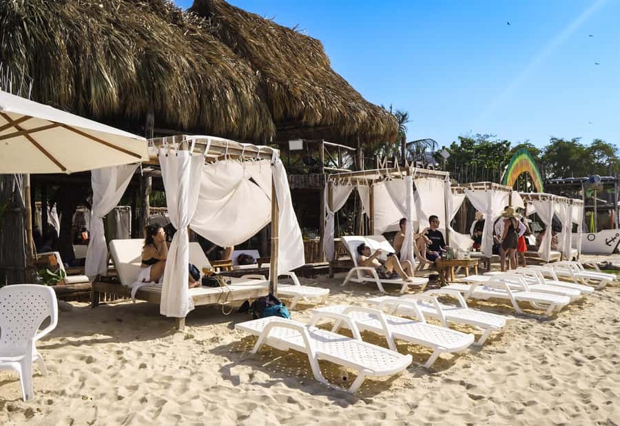 Cartagena: Isla Baru Beach Club at Playa Blanca - Cartagena to Playa Blanca: the day’s main rhythm