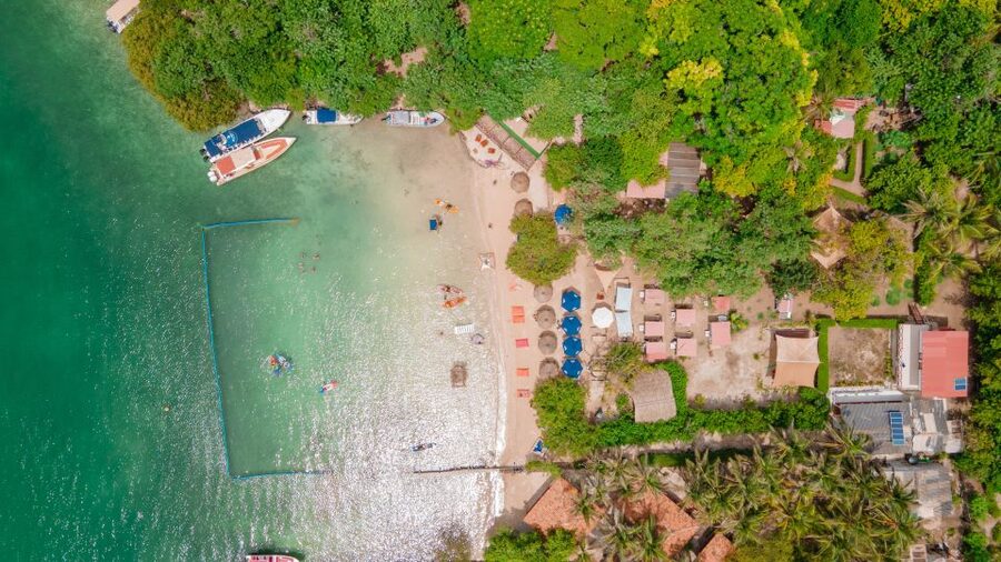 Cartagena: Islabela Islands Boat Trip with Lunch & Cocktail - Kayaks, yoga on select days, and optional add-ons