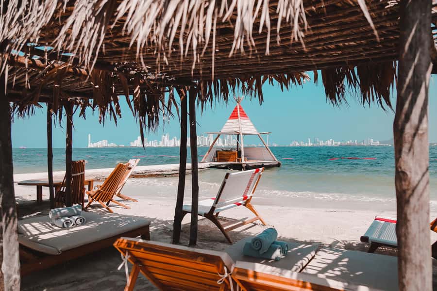 Cartagena: La Punta Beach Club Day Pass (Lunch included) - Key things to know before you go