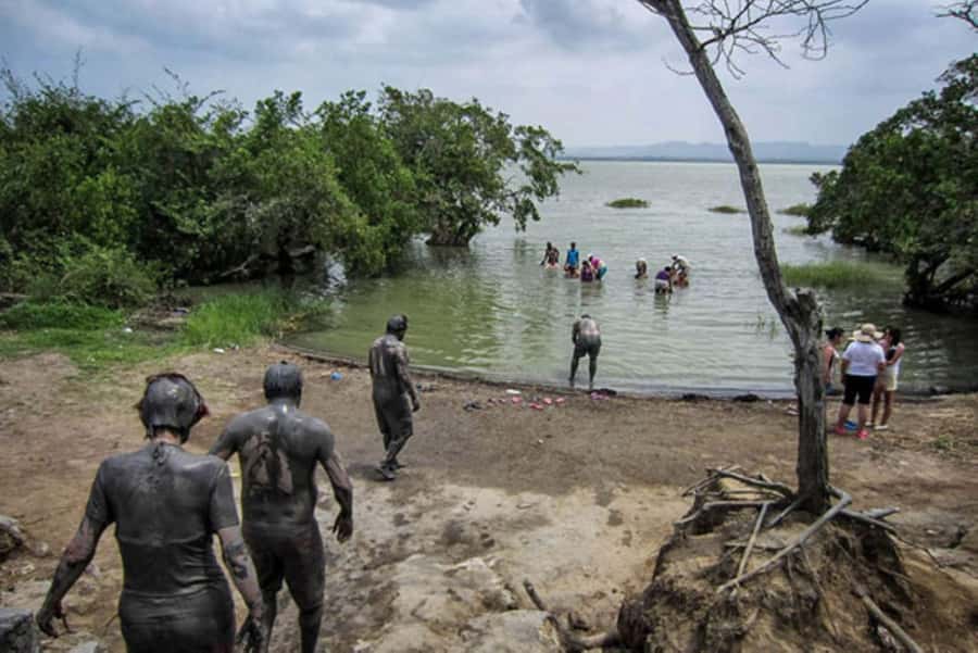 Cartagena: Mud Volcano Tour with Lunch, Pool, and Beach - Inside the Volcano Zone: Photos, Services, and Tipping Reality