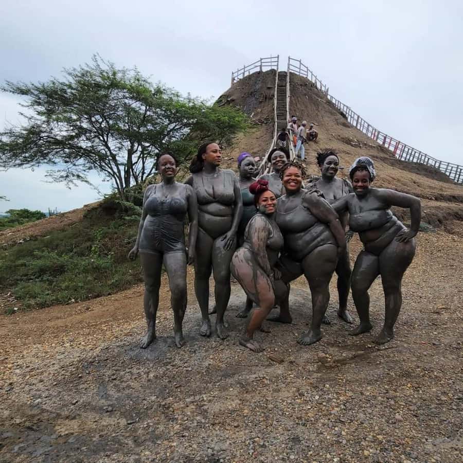 Cartagena: Mud Volcano Tour with Lunch, Pool, and Beach - The Quick Swaps: Mud Off, Then Straight to Pool and Beach