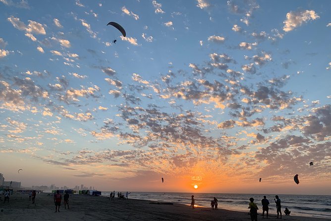 Cartagena Paragliding Experience - Photo and Video Options: Your Phone vs a GoPro Service