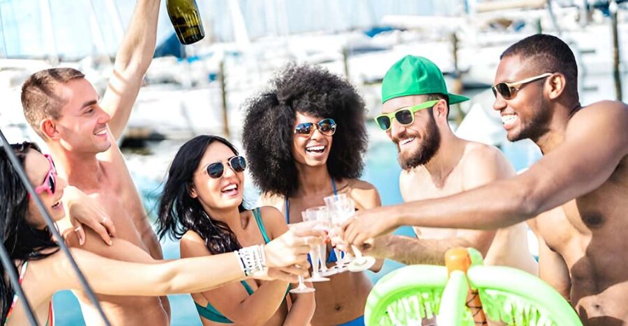 Cartagena: Party Boat to Cholon Beach with 2 Drinks & Lunch - Comfort, Safety, and Practical Tips for a Long Beach Day