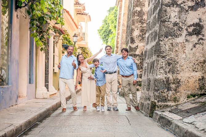 Cartagena Photo-Tour Experience - PRIVATE Photoshoot - Timing: how the 1-2 hour flow works on your schedule