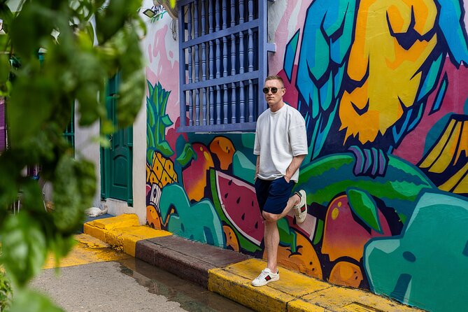 Cartagena Photo Walk Tour - Where You Start in Cartagena: Plaza de la Trinidad Meeting Point