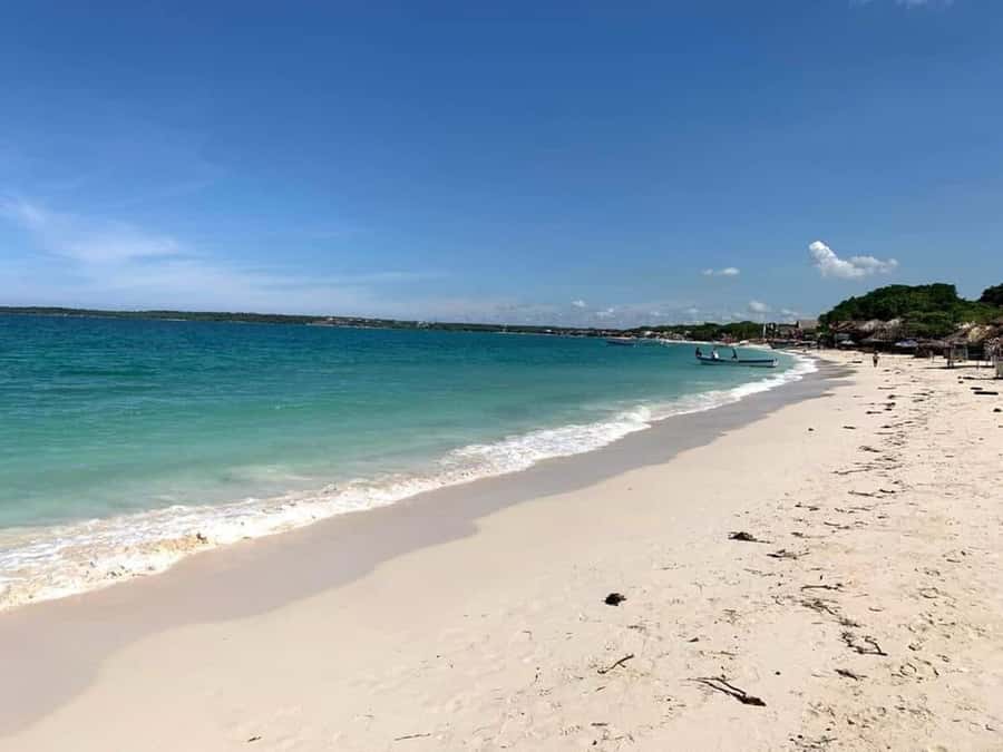 Cartagena: Playa Blanca BARU by speedboat with lunch - Speedboat to Barú: why the timing feels like a win