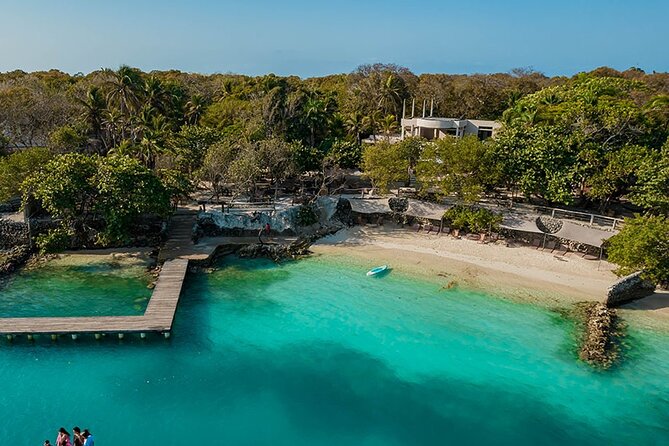 Cartagena : Private boat + Private island + Cholon + Snorkeling - Entering The Day at Muelle La Bodeguita