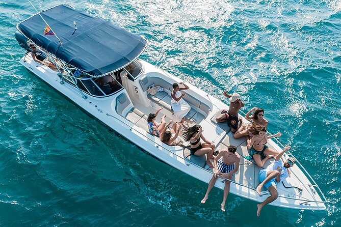 Cartagena : Private boat + Private island + Cholon + Snorkeling - Your Private Beach Club Block on Rosario de Mar