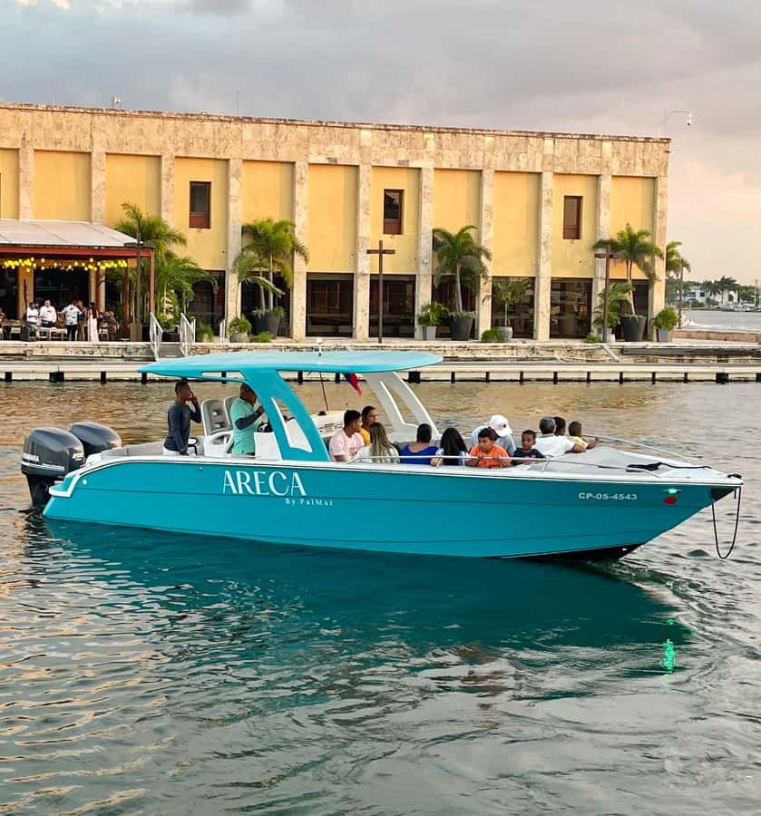 Cartagena: Private Sunset and Night Boat Tour - Where You Meet: The Wooden Pier by the Convention Center Area