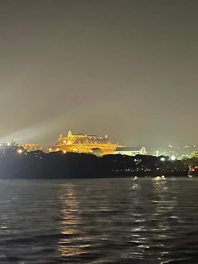 Cartagena: Private Sunset and Night Boat Tour - The Bay Circuit: Convention Center to Bocagrande, Castillogrande, and El Laguito