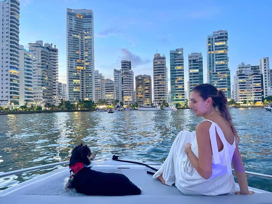 Cartagena: Private Sunset and Night Boat Tour - San Felipe Castle From a Boat Angle
