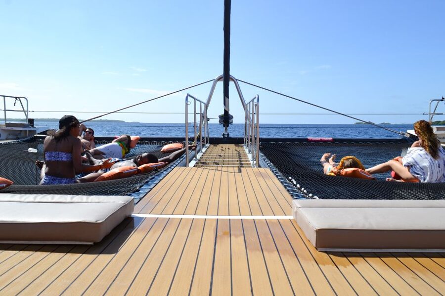 Cartagena: Rosario Islands Catamaran with Lunch and Snorkel - Snorkeling Equipment and Underwater Reality Checks