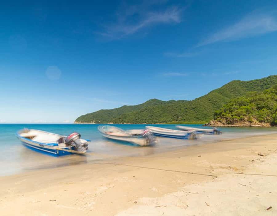 Cartagena: Rosario Islands Private Boat Tour - What to pack for a smooth Rosario Islands beach day
