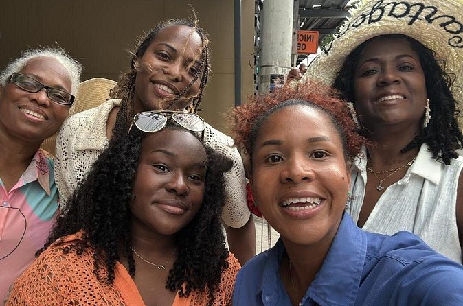 Cartagena´s African Legacy: 2 hrs on History, Dance & Tasting - Parque de la Marina, Sea Views Plus the Navy Connection