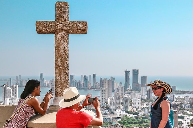 Cartagena Sightseeing Tour for Cruises - Castillo de San Felipe de Barajas: the second hour that makes the combo worth it
