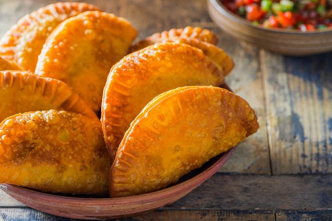 Cartagena Street Food Adventure & Full City Tour with Local Guide - Key highlights you will feel fast