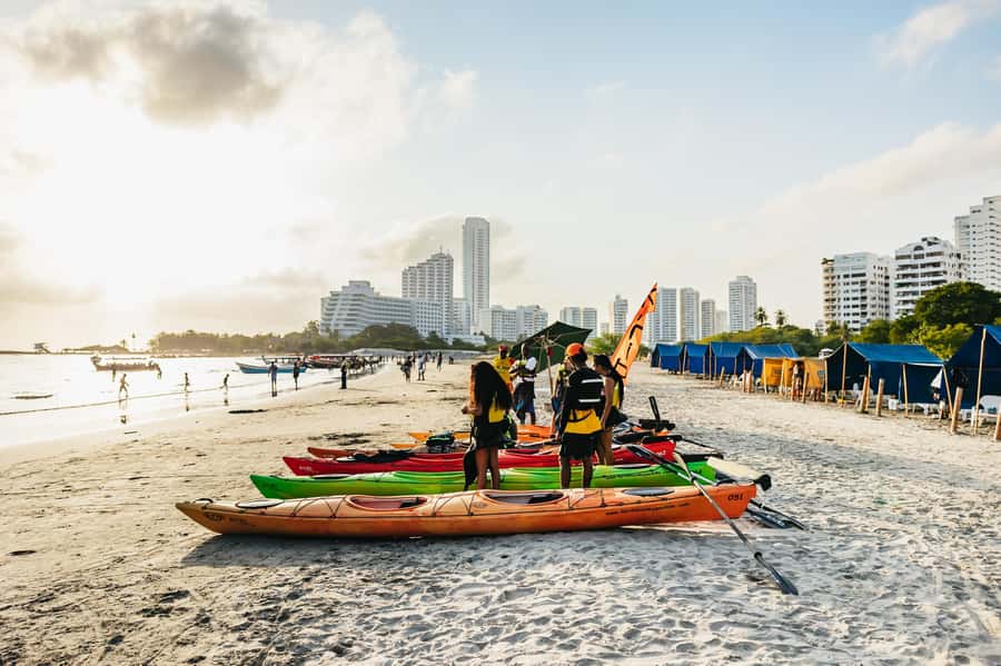 Cartagena: Sunset Sea Kayaking Tour - Castillogrande Beach and the guided “how to paddle” moment