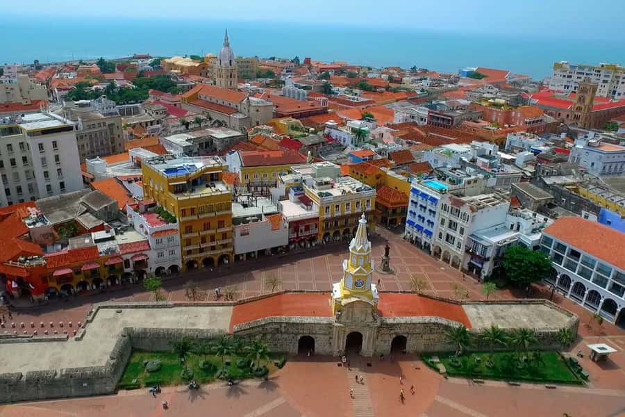 Cartagena: Walled City & Getsemani Private Tour - Starting point: Plaza de Bolivar and Cartagena’s “Peace Square” mood